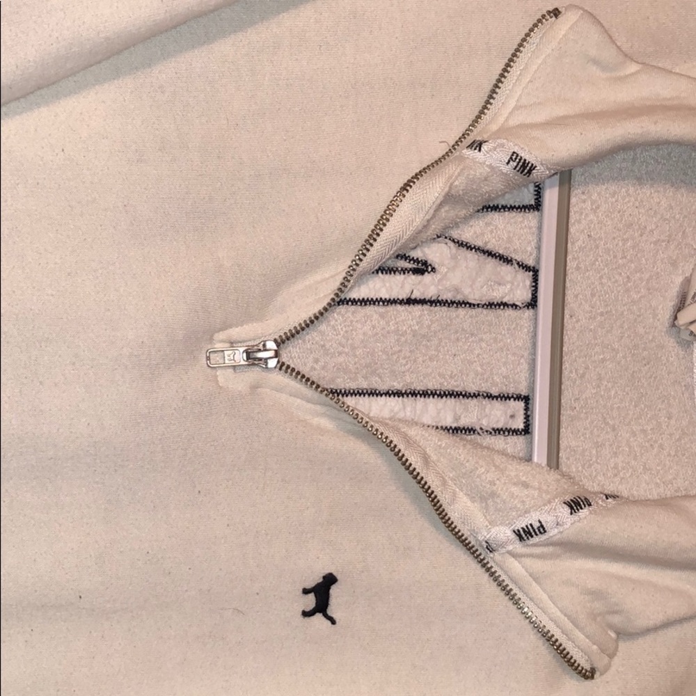 Sweater - Picture 4 of 5